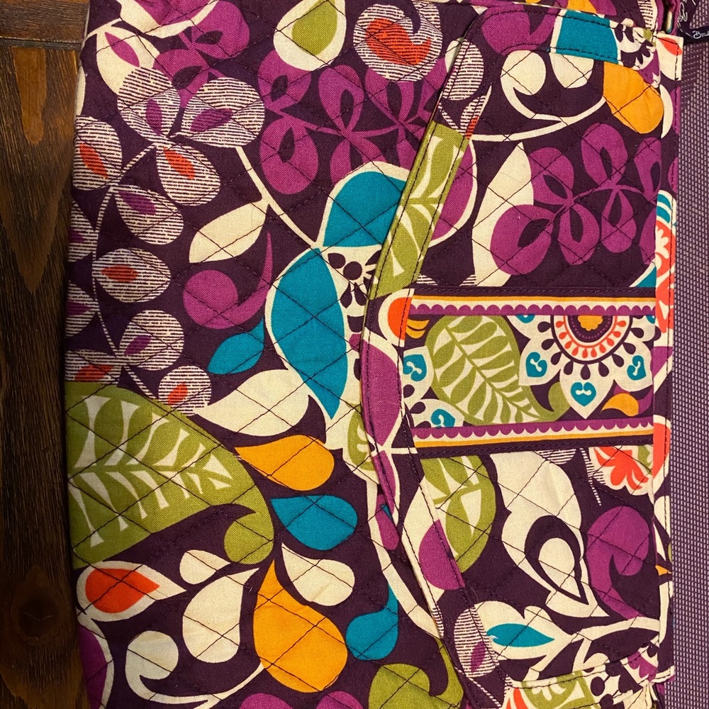 Vera Bradley plum crazy tablet hipster. NWT